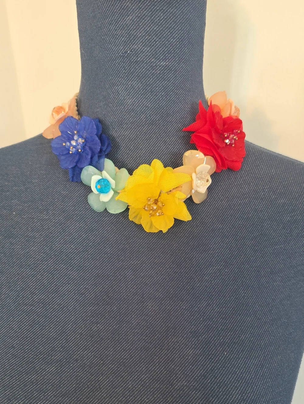 Vibrant Floral Statement Choker Necklace Set Fabric Acrylic Flowers Braided Cord